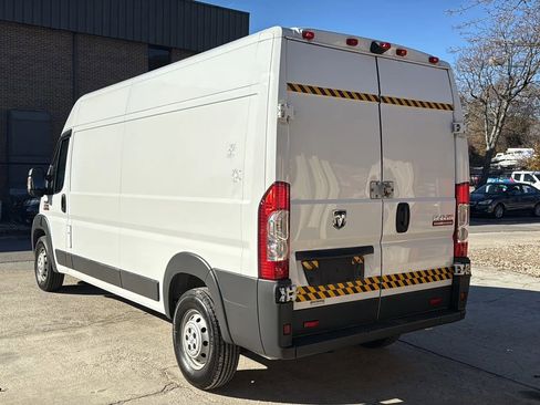 Used 2014 RAM ProMaster 2500 w/ Premium Appearance Group image 5