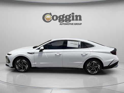 New 2026 Hyundai Sonata SEL image 2