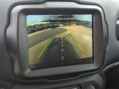 Used 2023 Jeep Renegade Altitude w/ Sun/Sound Group image 21