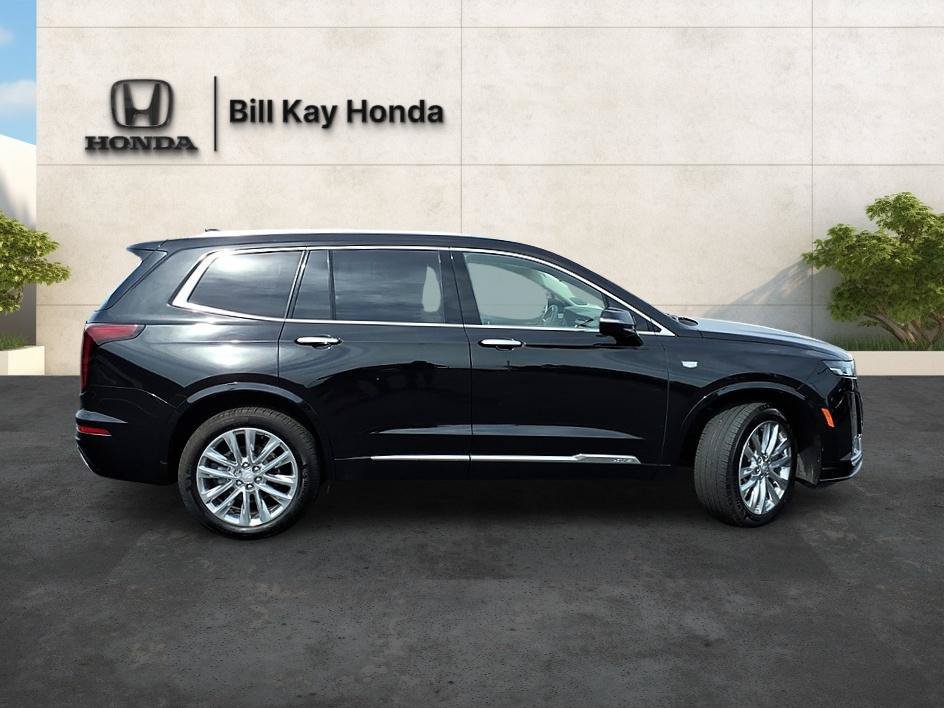 Used 2024 Cadillac XT6 Premium Luxury w/ LPO, Floor Liner Package AWD/4WD image 2