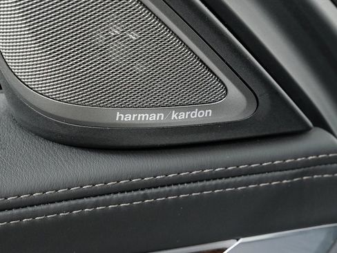 Used 2022 BMW 750i xDrive 750i xDrive w/ Luxury Rear Seating Package image 7