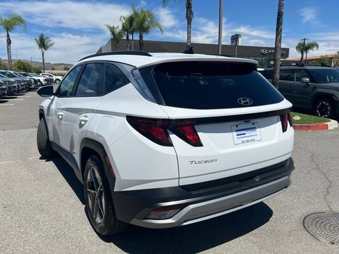 Certified 2025 Hyundai Tucson SEL image 6