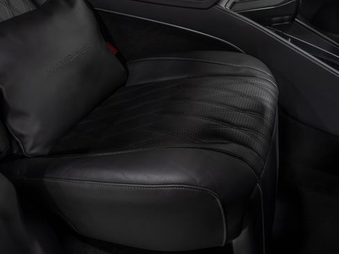 Used 2025 Mercedes-Benz Maybach GLS 600 4MATIC image 84