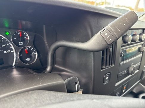 Used 2024 Chevrolet Express 2500 w/ Driver Convenience Package image 27