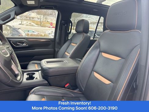 Used 2023 GMC Yukon AT4 w/ LPO, Floor Liner Package image 12
