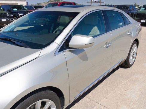 Used 2015 Cadillac XTS Luxury w/ Driver Awareness Package FWD image 7