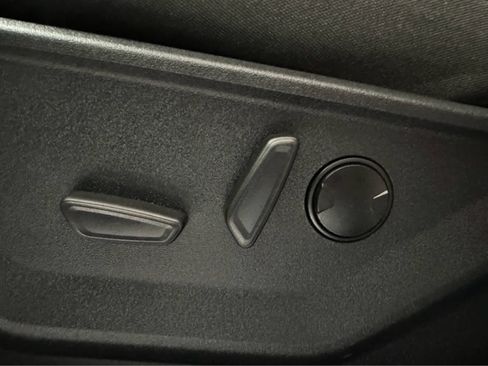 Used 2024 Ford F150 XLT w/ Equipment Group 303A High image 15