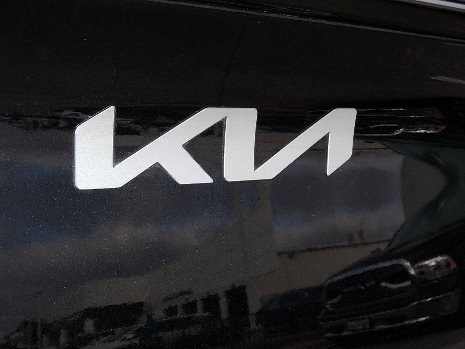 Used 2023 Kia Sportage EX FWD image 9
