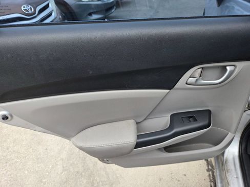 Used 2014 Honda Civic LX image 9