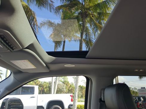 Used 2024 Ford F250 Lariat w/ Lariat Ultimate Package image 21