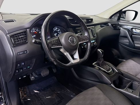 Used 2021 Nissan Rogue Sport SV AWD/4WD image 23