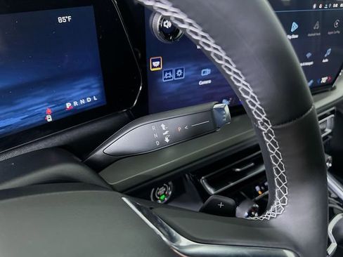 New 2026 Chevrolet Traverse LT w/ Driver Confidence Package FWD image 17