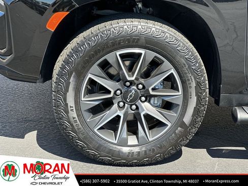 Used 2024 Chevrolet Tahoe Z71 w/ Off-Road Capability Package image 35