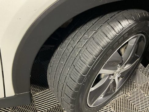 Used 2021 Honda HR-V EX-L image 35