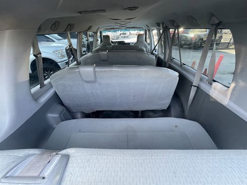 Used 2012 Ford E-350 and Econoline 350 XL w/ PWR Windows & Locks Group image 28