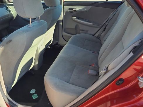 Used 2013 Toyota Corolla LE image 13