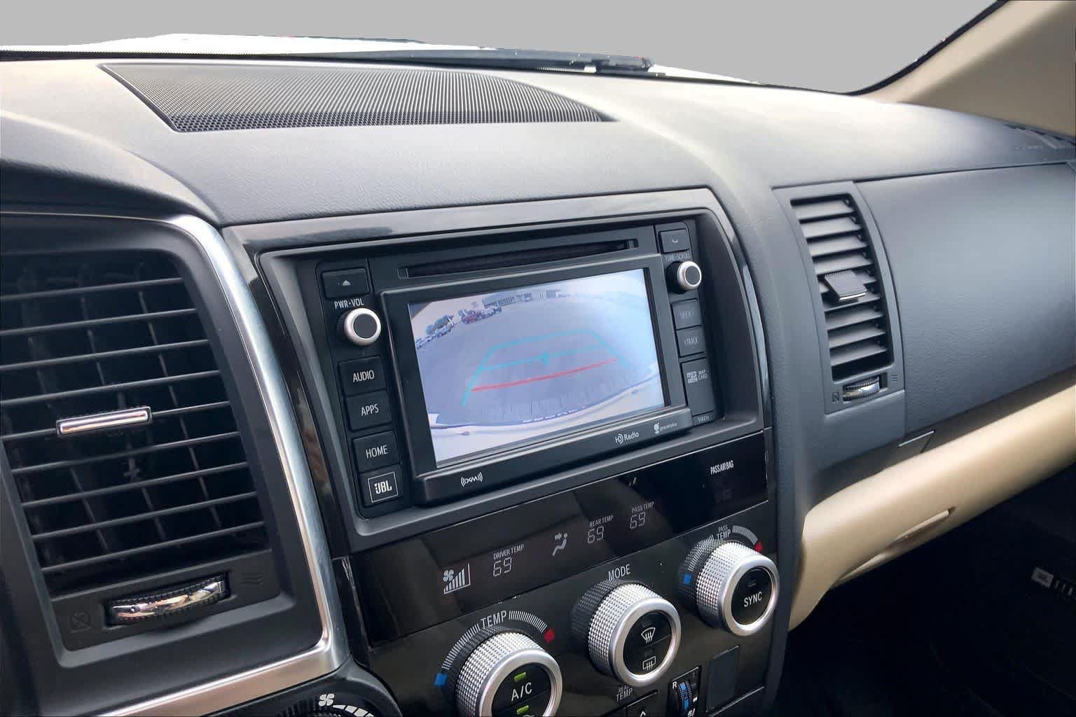 Used 2018 Toyota Sequoia Platinum AWD/4WD image 27