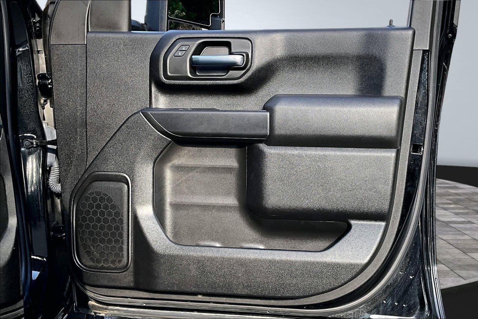 Used 2024 Chevrolet Silverado 2500 Custom w/ Custom Value Package AWD/4WD image 25