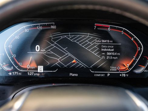 Used 2022 BMW 330i Sedan w/ Driving Assistance Package image 18