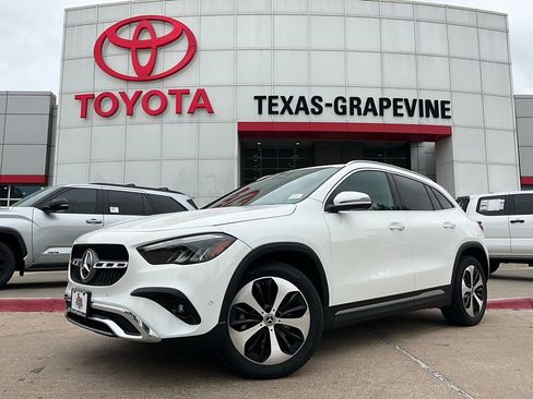 Used 2025 Mercedes-Benz GLA 250 image 2