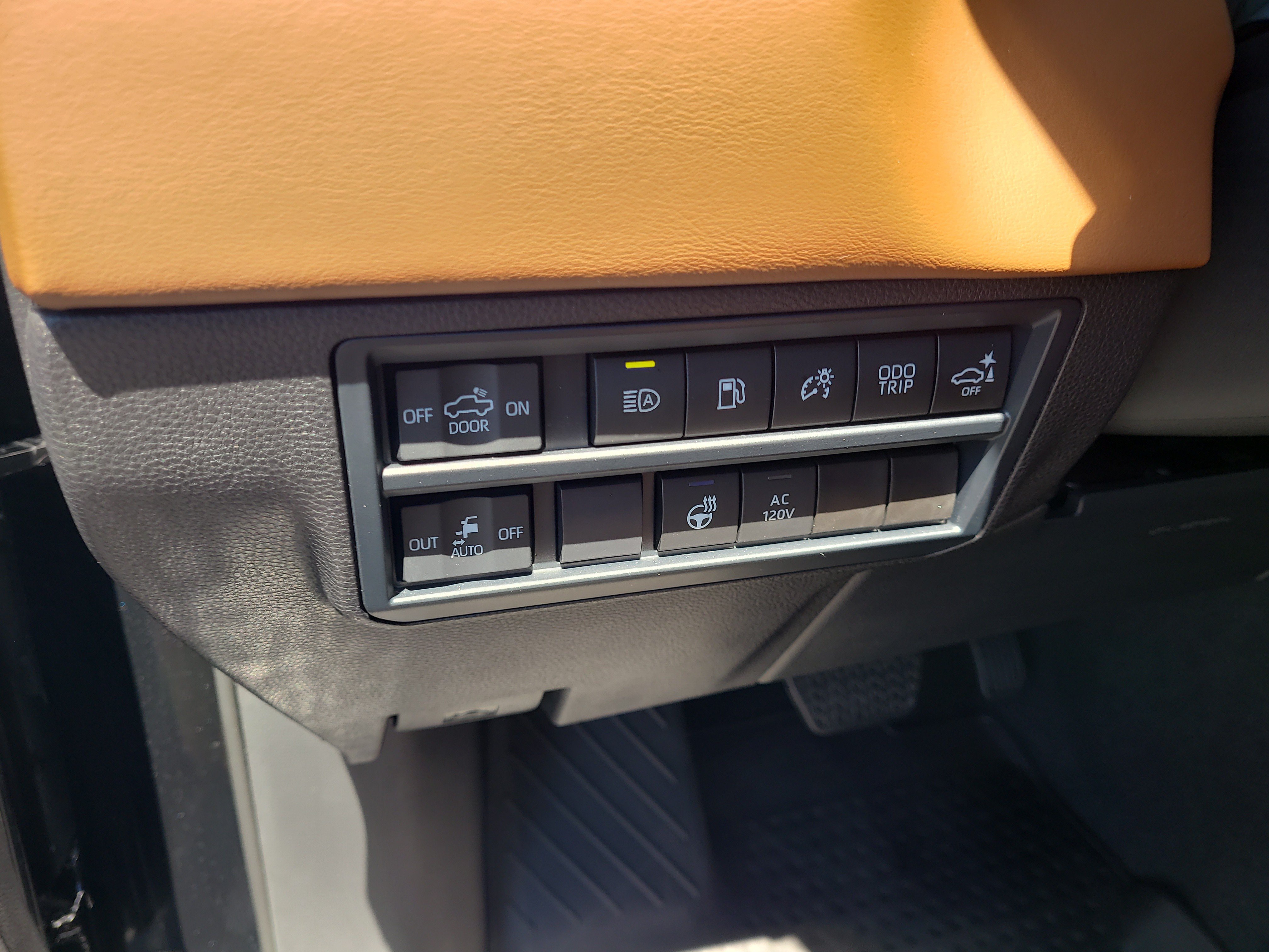 Certified 2025 Toyota Tundra 1794 Edition AWD/4WD image 22