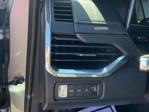 New 2026 GMC Acadia Elevation AWD/4WD image 14