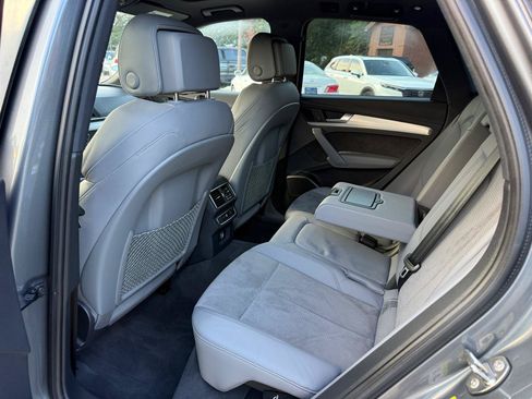 Used 2018 Audi SQ5 Prestige AWD/4WD image 26