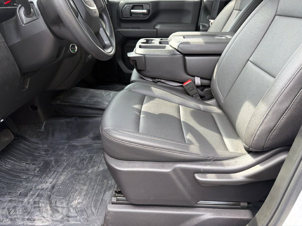 Used 2025 GMC Sierra 2500 Pro AWD/4WD image 11