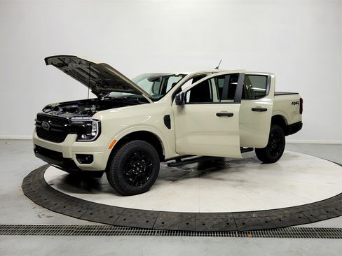 New 2025 Ford Ranger XLT w/ Equipment Group 301A High image 11