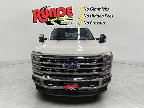 Used 2023 Ford F350 Lariat w/ Lariat Ultimate Package AWD/4WD image 8