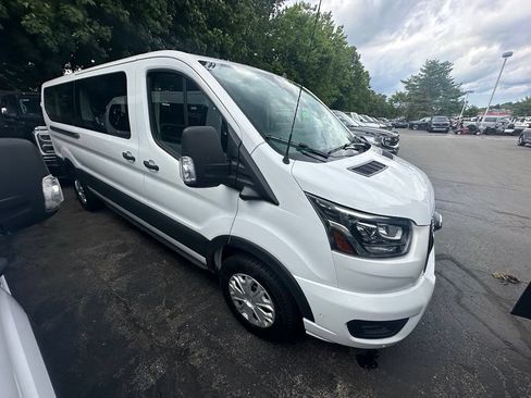 Used 2025 Ford Transit 250 148 High Roof RWD image 3