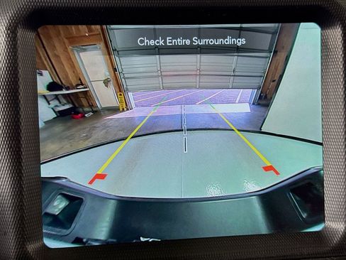 Used 2023 Jeep Gladiator Overland image 43