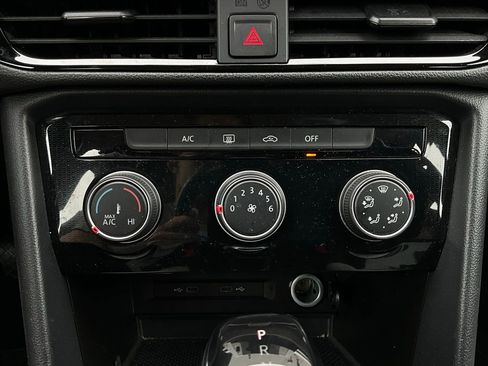 Used 2025 Volkswagen Taos S image 25