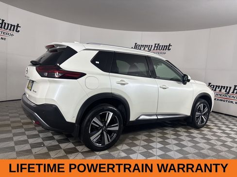 Used 2023 Nissan Rogue SL w/ SL Premium Package image 5