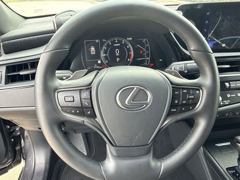 Used 2025 Lexus ES 350 w/ Premium Package image 21