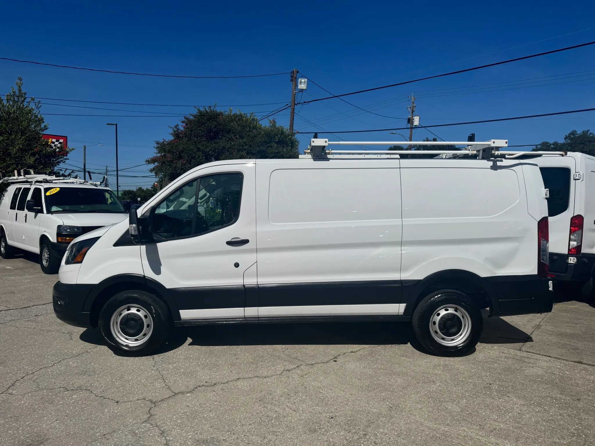 Used 2021 Ford Transit 250 Low Roof w/ Load Area Protection Package RWD image 5