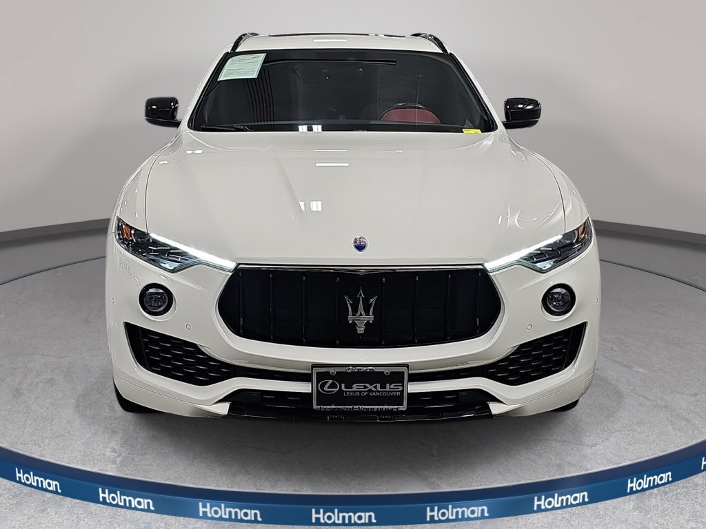 Used 2020 Maserati Levante AWD/4WD image 3