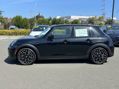 New 2026 MINI Cooper S FWD image 2