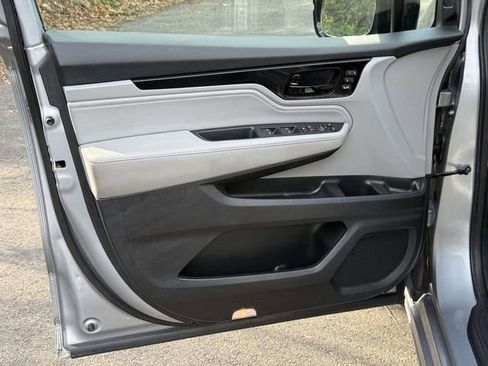 Used 2019 Honda Odyssey Elite image 8
