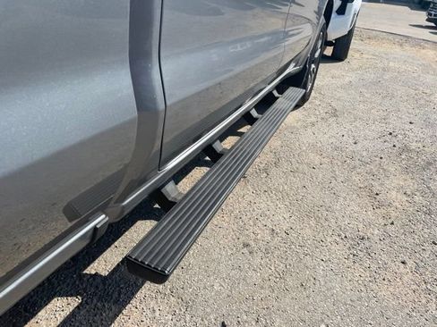 Used 2025 Chevrolet Silverado 1500 LT AWD/4WD image 16