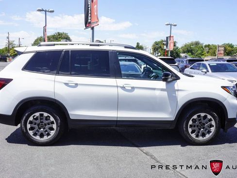Used 2024 Honda Passport TrailSport image 25