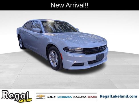 Used 2021 Dodge Charger SXT image 1