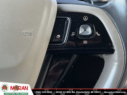 Used 2021 Lincoln Corsair Standard w/ Equipment Group 101A image 23