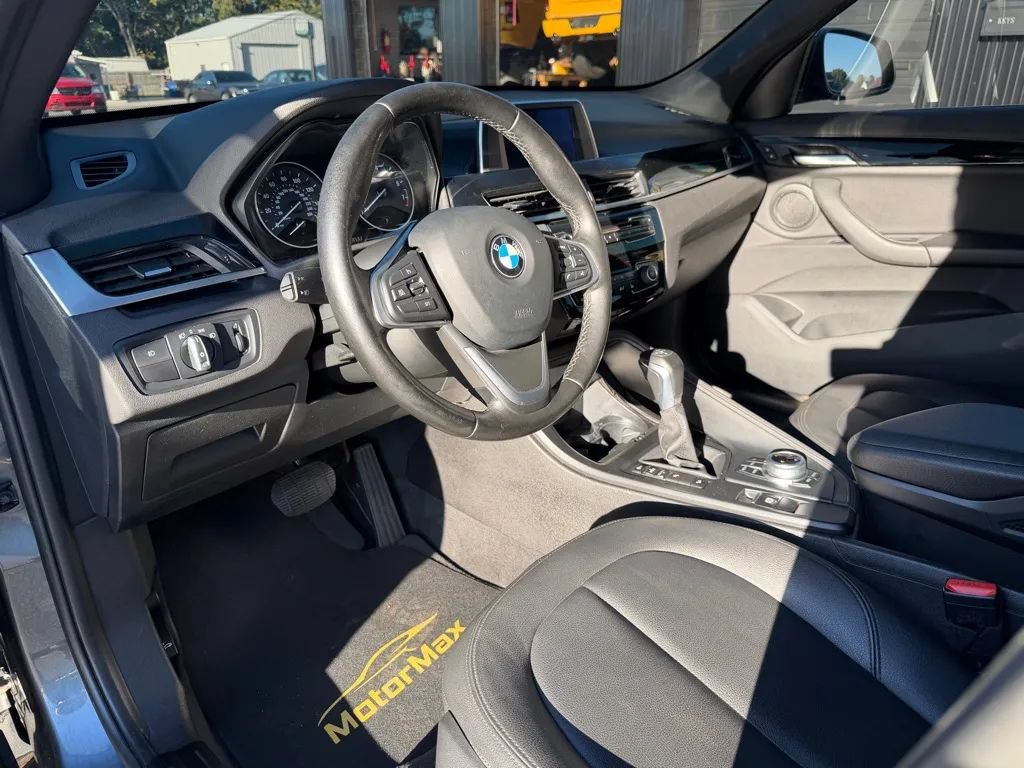 Used 2017 BMW X1 xDrive28i AWD/4WD image 5