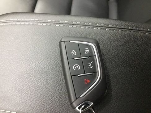 Used 2024 Cadillac XT4 Luxury image 9