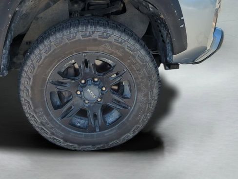 Used 2019 Toyota Tacoma SR5 image 25