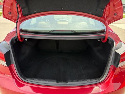 Used 2015 Hyundai Elantra Limited FWD image 15