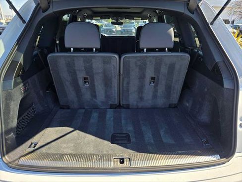 Used 2025 Audi Q7 2.0T Premium w/ Convenience Package image 17