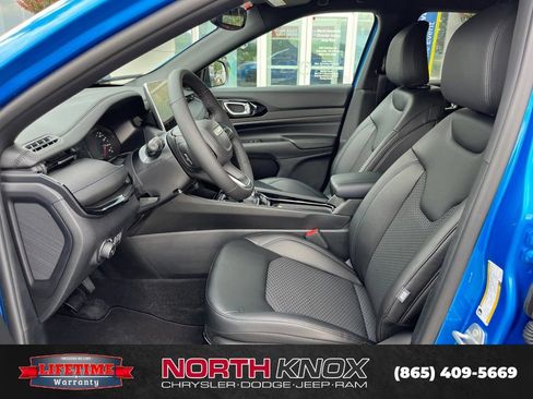 New 2026 Jeep Compass Latitude AWD/4WD image 3