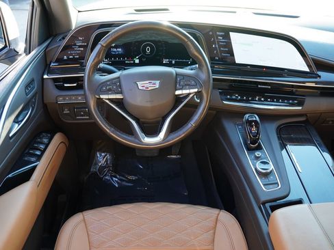 Certified 2022 Cadillac Escalade Sport w/ Touring Package AWD/4WD image 23